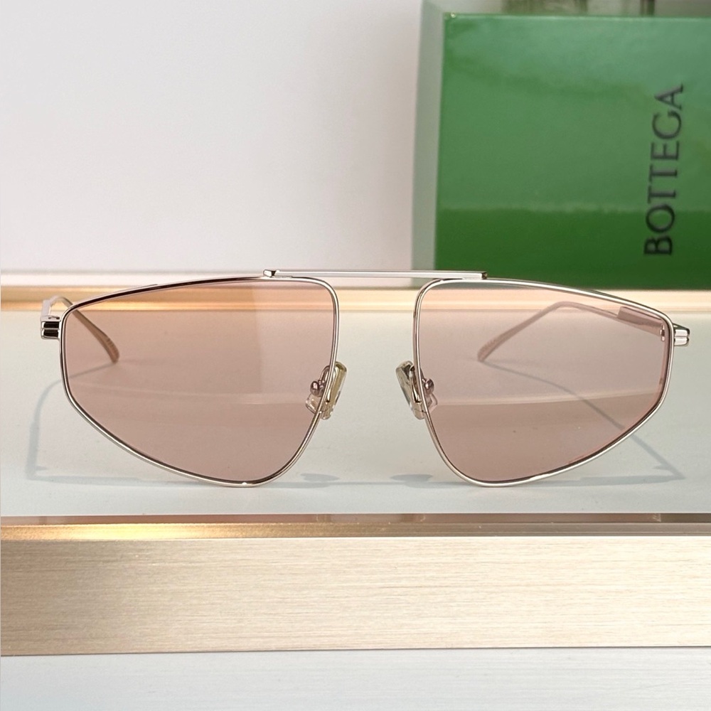 Bottega Veneta Sunglasses